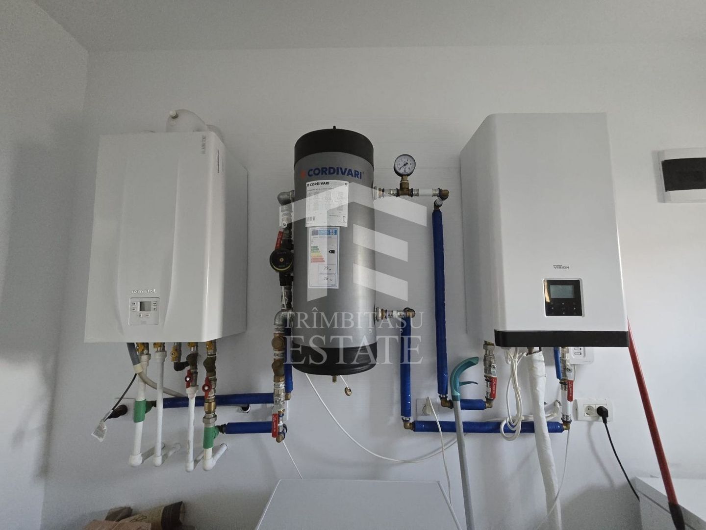 TUZLA - 3 camere | modern | lux | gata de mutat | complet mobilata - Poză 39