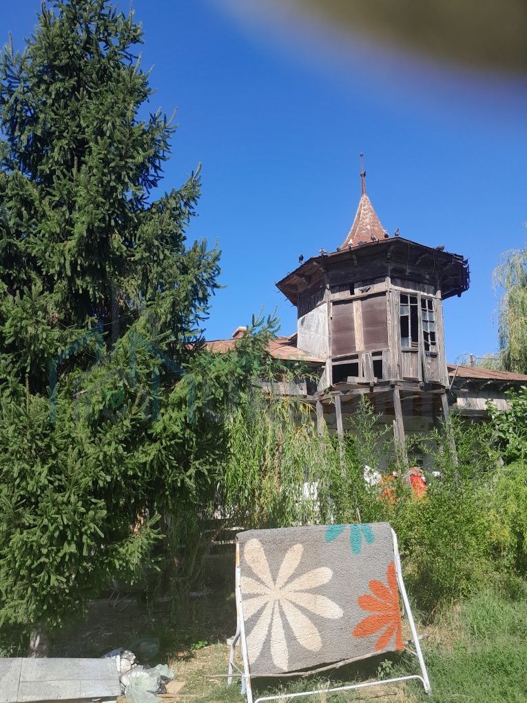 Teren 1.600 mp cu casă locuibilă și anexă în Hlincea, Ciurea - Poză 8