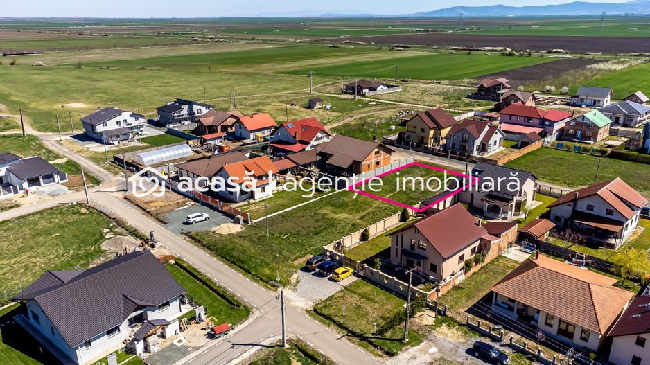 Teren cu utilități în Livada, suprafață 600 mp - Poză 4