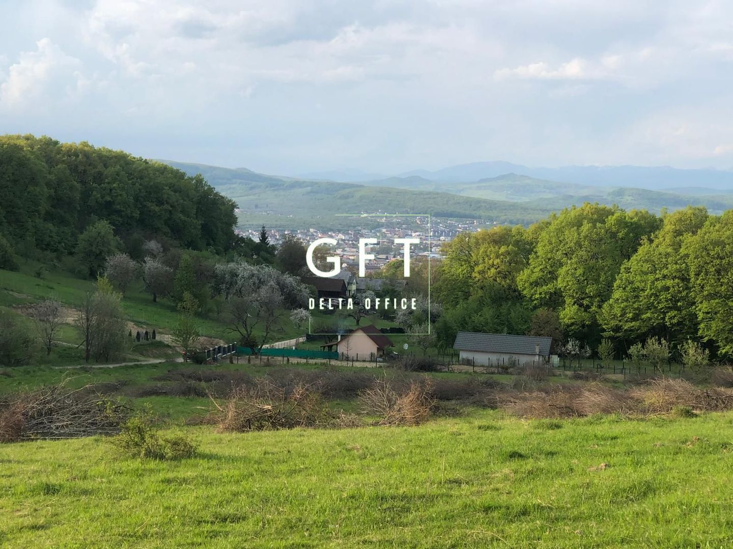 Teren 5-10 ari, Str.  Tabara-5-7 minute de centru!!! - Poză 1