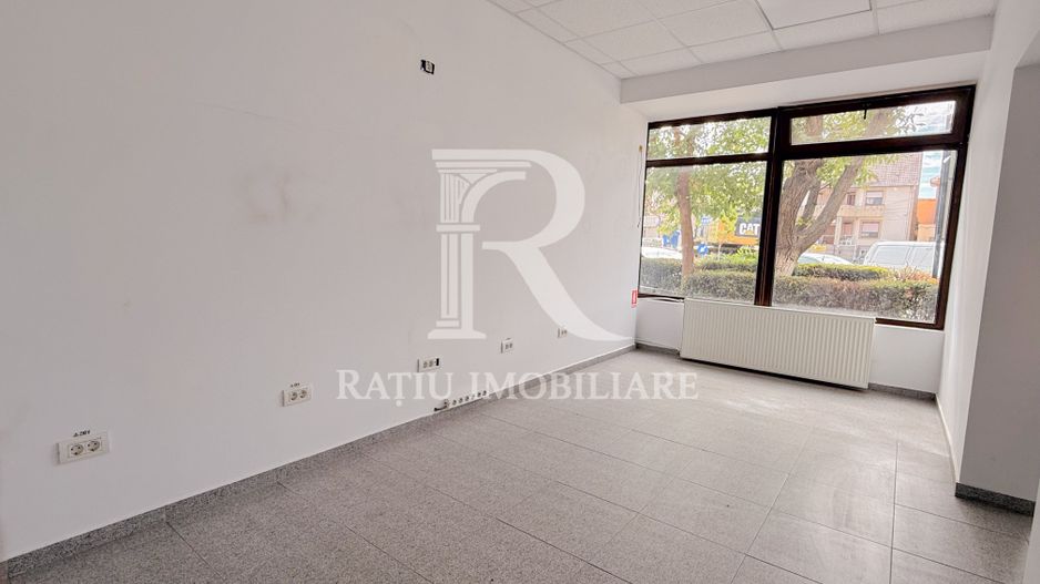 Spațiu comercial cu destinație alimentație publică | 103 mp | Oradea - Poză 4