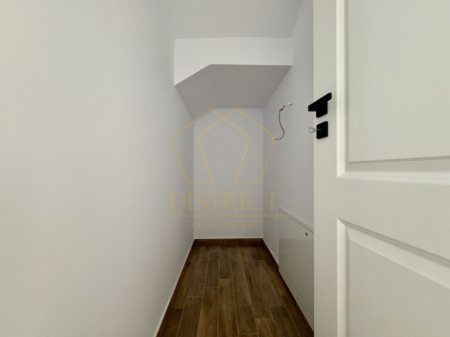 Duplex modern cu 5 camere, izolat fonic | Mosnita Noua | Sala de Sport - Poză 18