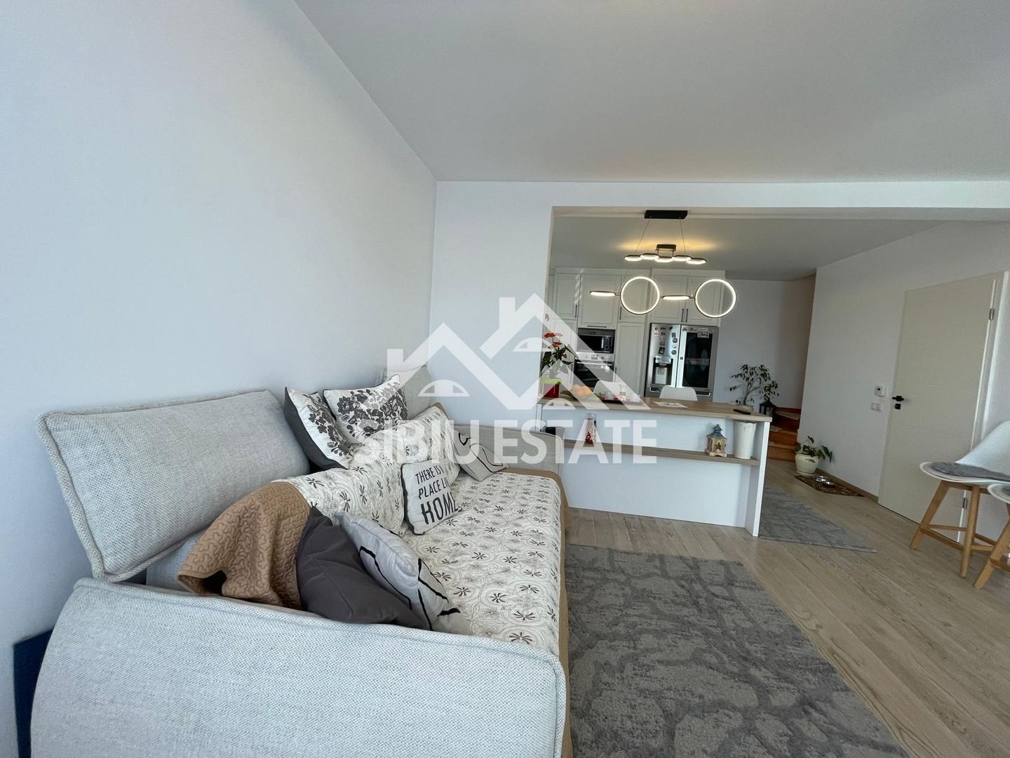 Casa cvadruplex de vanzare 4 camere, 2 locuri de parcare - Poză 16