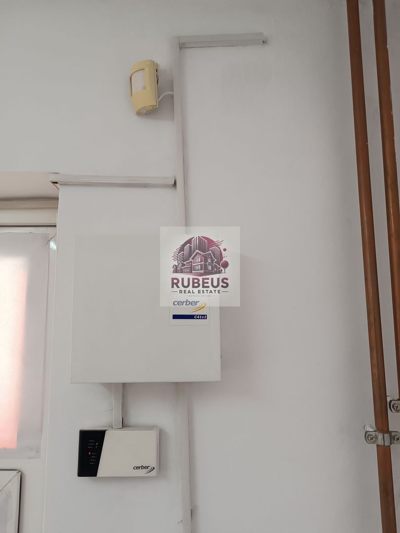 Spațiu comercial central cu gaz și acces stradal - Poză 13
