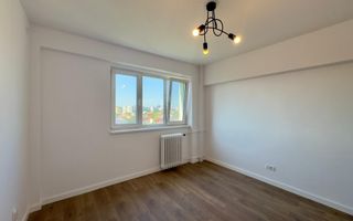 Apartament 3 camere P-ta Victoriei Titulescu | Renovat | 1976 - Poză 4