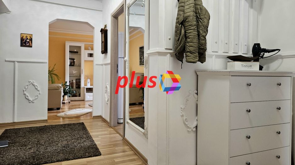 Apartament cu patru camere, zona Calea Bucuresti - Judetean 100 MP - Poză 8