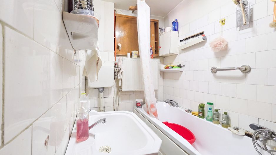 Apartament 3 Camere în Casă | Bd. Dacia 127 | Garaj + Curte - Poză 9