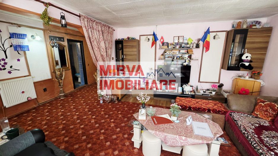 Casă 4 camere, 685 mp teren, renovată 2011 – Mănești, Zalhanaua - Poză 23