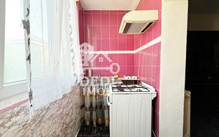 Apartament 3 camere de vanzare in zona Rogerius, Oradea - Poză 9