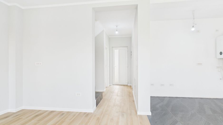 Casă Nouă si Modernă în  Remetea Mare - Poză 10