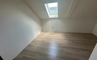 Apartment bloc nou cu lift si loc de parcare inclus - Poză 18
