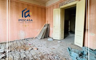 De vanzare Apartament de renovat 4 camere generoase Central Arad - Poză 9
