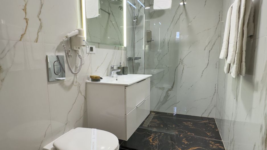 OPORTUNITATE INVESTIȚIE – APARTHOTEL PREMIUM ÎN INIMA BUCUREȘTIULUI - Poză 3