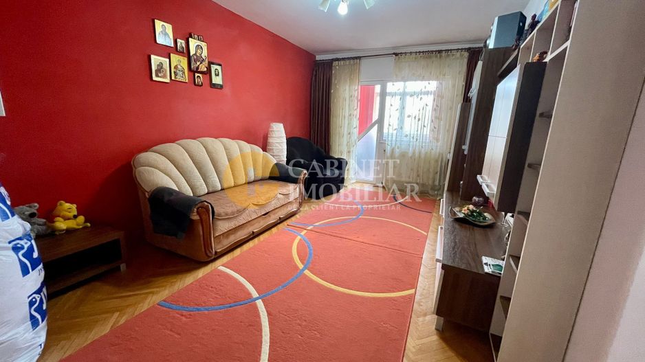 Rond Podu Ros, Apartament cu 3 camere decomandat - Etaj Intermediar - Fara Risc - Poză 1