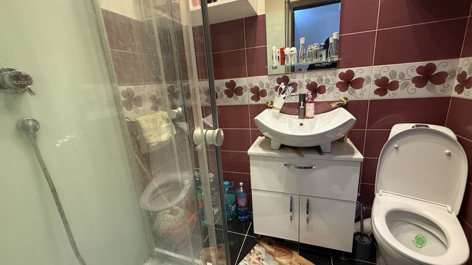 Ap 2 camere renovat - mobilat și utilat complet - Poză 10