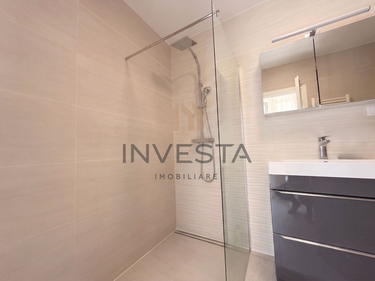 Apartament 2 camere cu terasa, etajul 1, bloc luxury, langa PLATINIA! - Poză 9