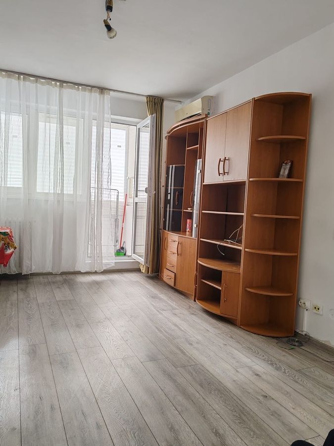 Garsonieră decomandată Titan-Sălăjan, balcon, etaj 2, aproape metrou - Poză 6