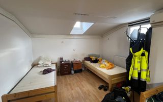 DE VANZARE OPORTUNITATE | VILĂ  CURTE INDIVIDUALĂ | TEREN 350 MP - Poză 12