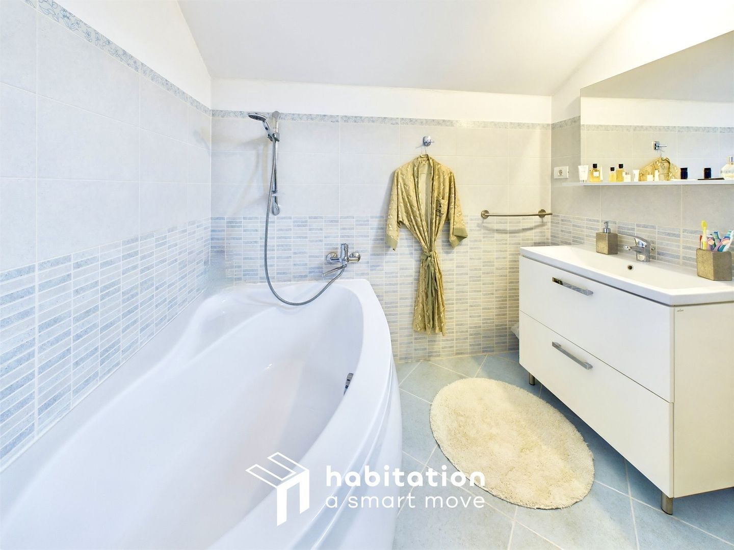 Tur virtual! Casă P+M cu garaj și 4 dormitoare, Dumbrăvița - Poză 20