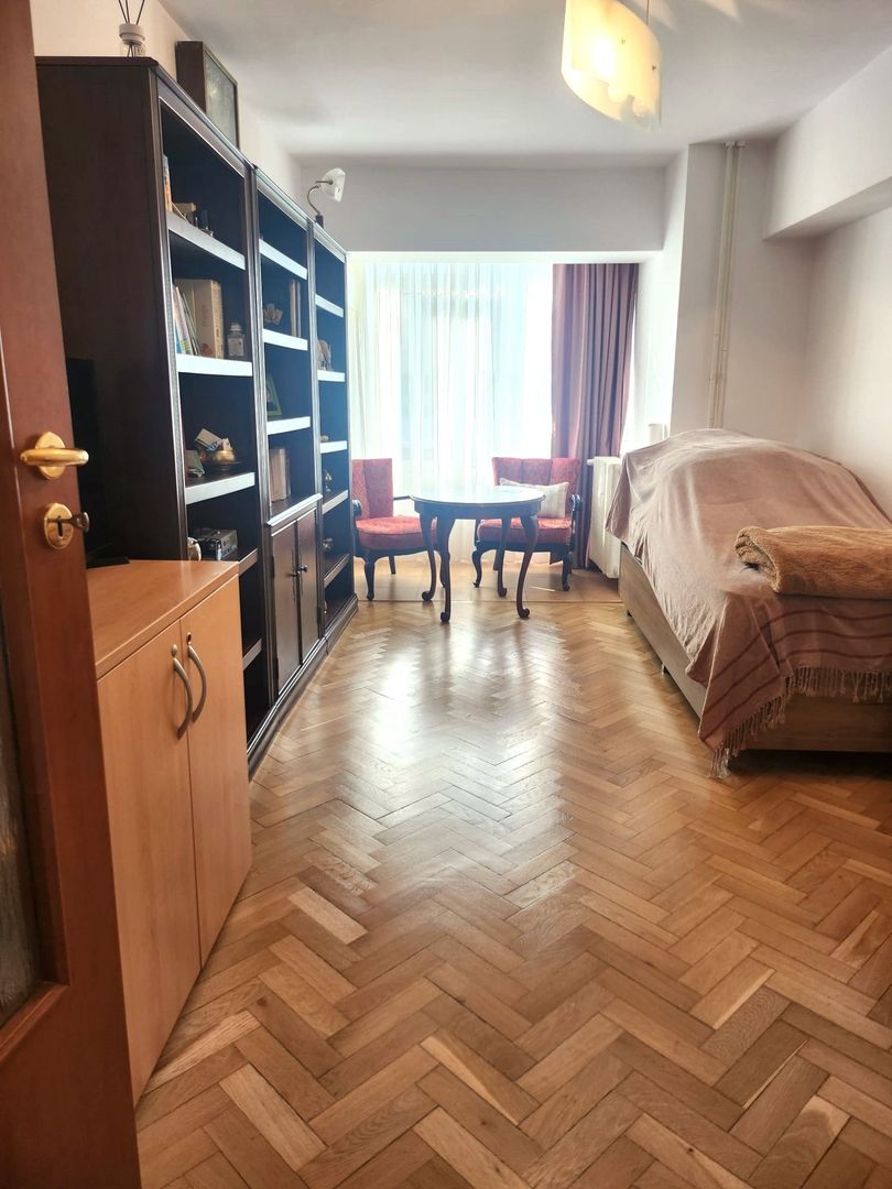 Apartament 3 Camere Unirii, Vedere Biblioteca Națională | 90mp Bloc Monolit - Poză 16