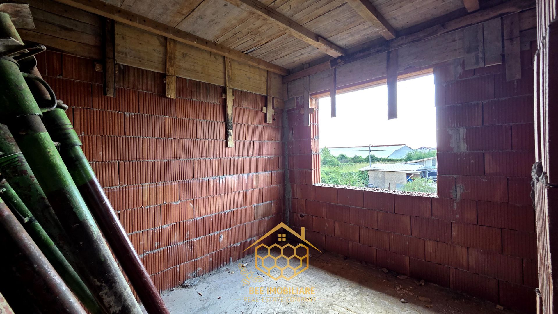 Casa P+1 pe strada Stegan Cel Mare - Carcea - Toate Utilitatile - Poză 13