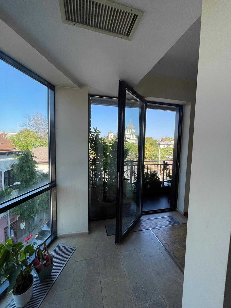 De vanzare Apartament 3 camere, ULTRACENTRAL, Mitropolie, bloc nou - Poză 1