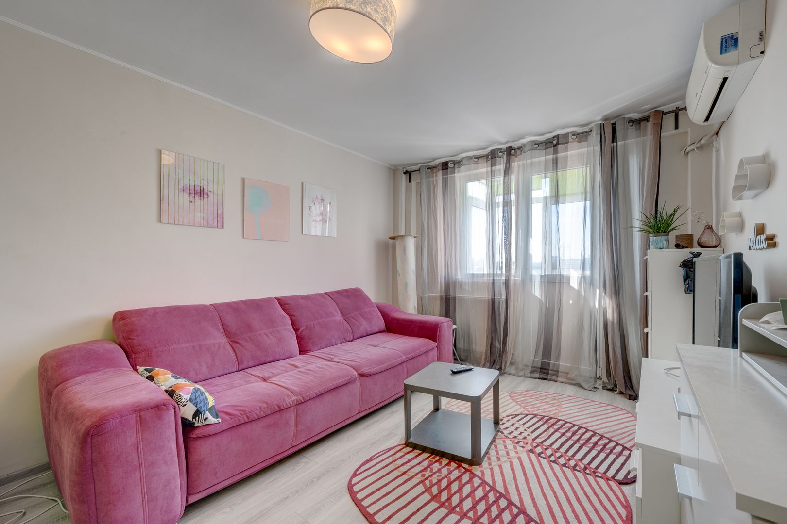 2 camere decomandat, Etaj 8, Veronica Micle – Piața Victoriei - Poză 1