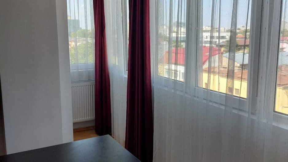 Închiriere Garsonieră 44 mp Bd. Unirii, Decomandată, 2 Balcoane, Pază - Poză 5