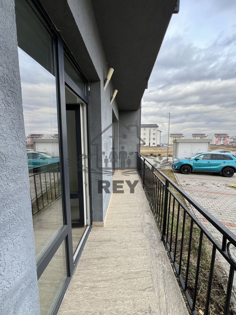 Apartament 3 camere Calea Cisnădiei - Poză 2