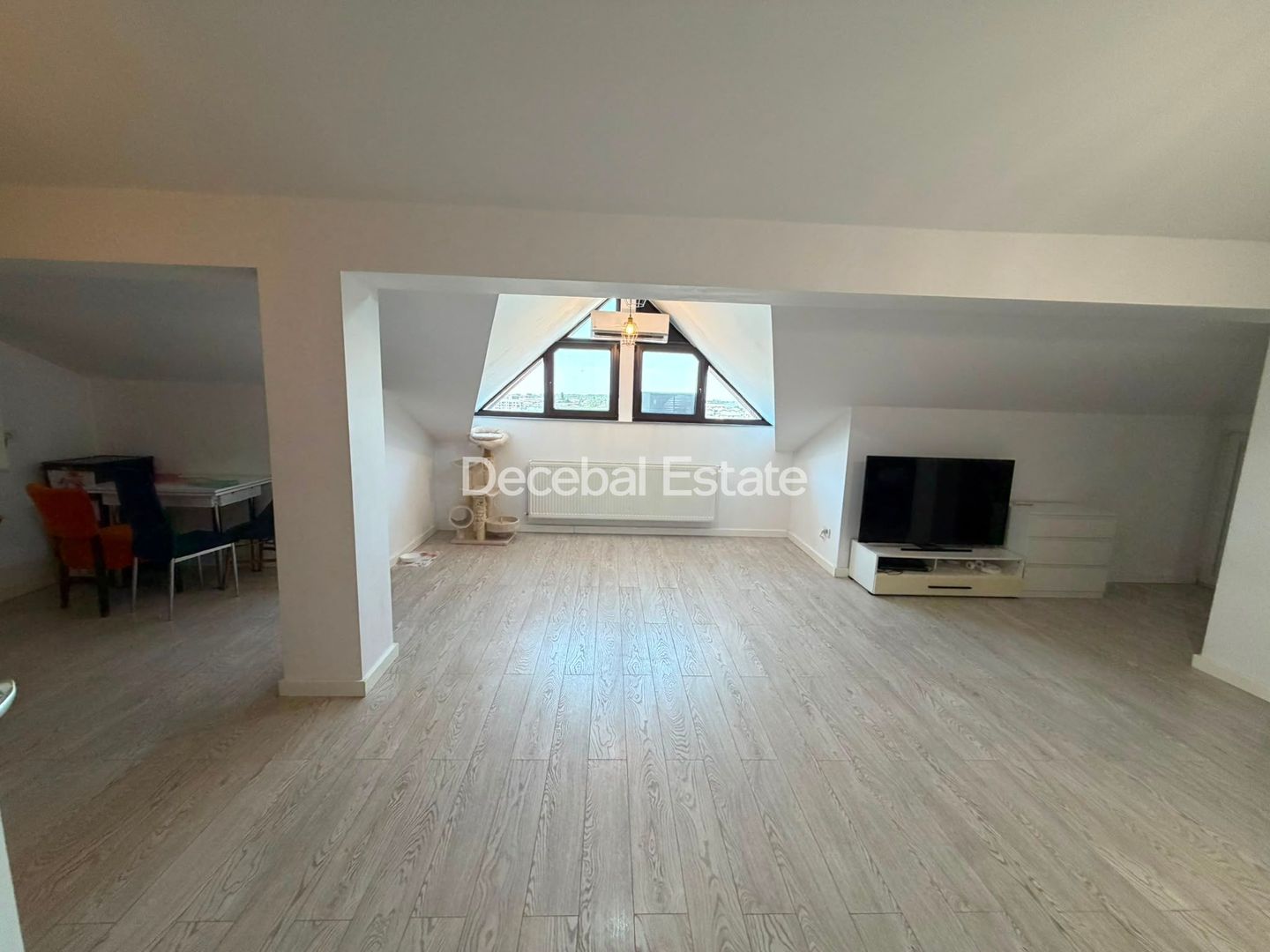 Decomandat 2 Camere  87mp bloc 2020 - Mobilat Utilat Strada Safirului - Poză 7