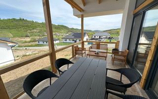 Casa individuala, 4 camere, 300mp, Zona Livezeni - Poză 15