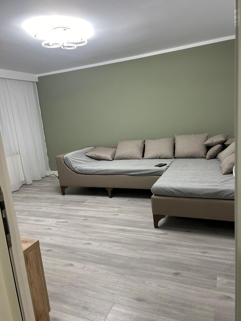 ageuropa.ro vinde apt. 4 cam. 78mp la etajul 2 în Micro 16. - Poză 7