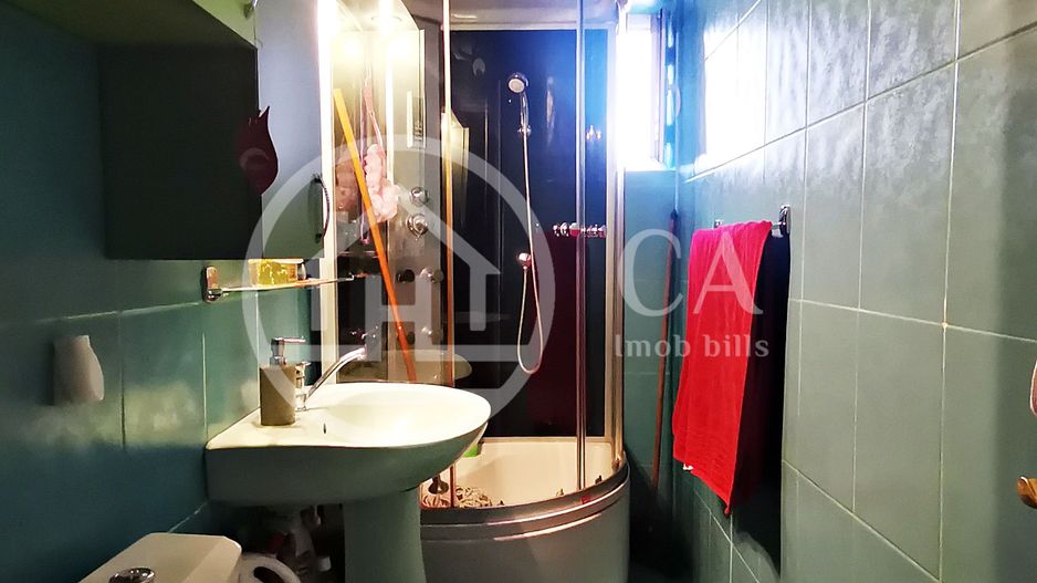 Apartament cu 4 camere de vanzare in Nufarul, Oradea - Poză 12