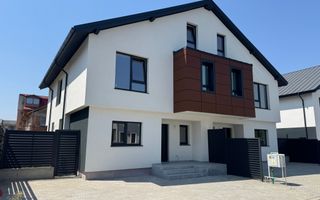 Vile Otopeni 23 august 5 camere, TOATE utilitatile - Poză 1