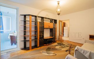 Far - Vânzare apartament cu 3 camere confort 1, situat la etajul 1. - Poză 2