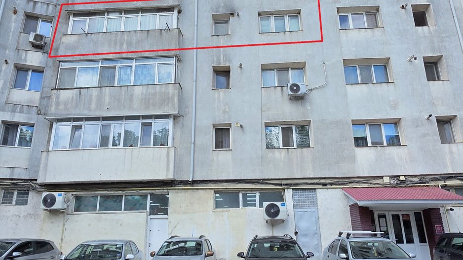 Apartament cu 3 camere, etaj 3, mobilat și utilat, zona GARĂ; - Poză 1