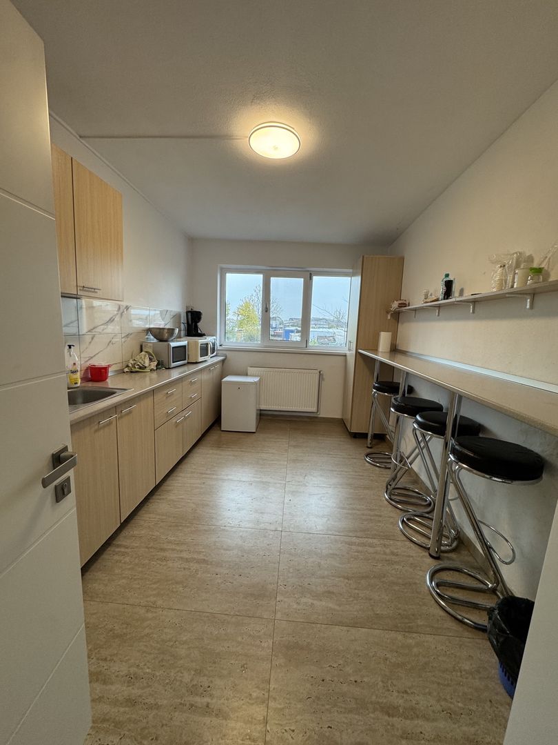 Spatii birouri de inchiriat renovate moderne L329 - Poză 22