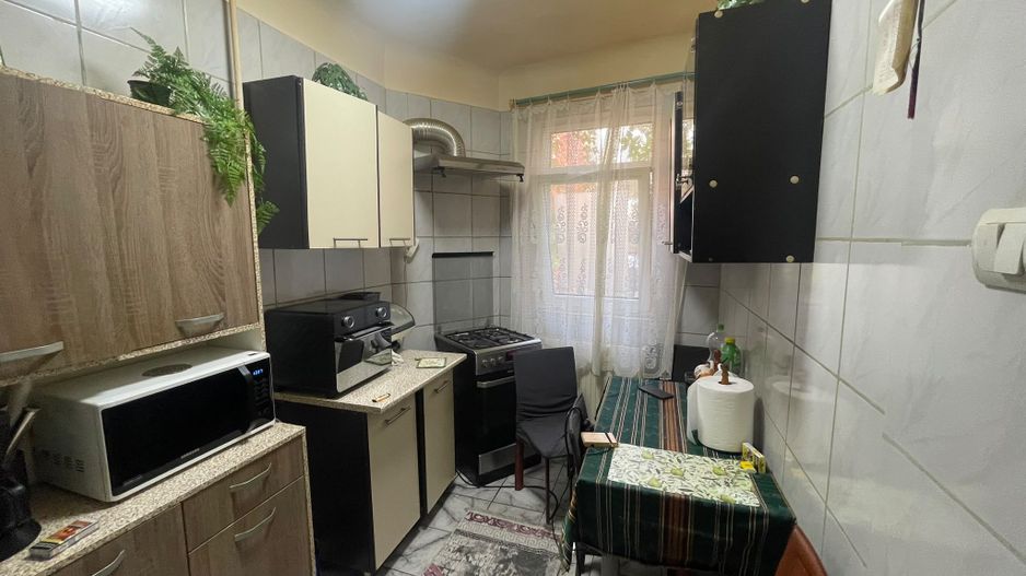 Apartament 4 camere în vilă, centrală proprie, zona Parcul Carol v26 - Poză 7