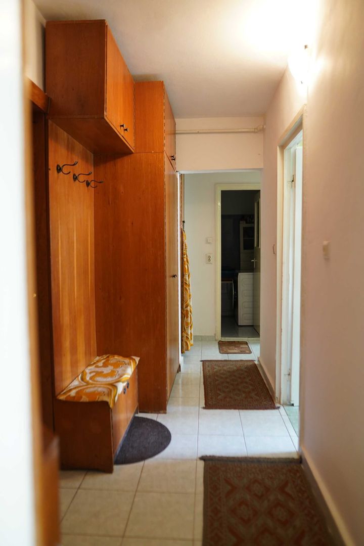 Apartament 2 camere si dependinte 80MP, decomandat, aproape de centru - Poză 4