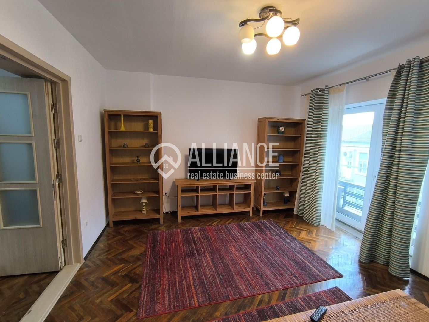 CENTRU PLAJA MODERN(COD03)- Apartament modern in vila interbelica ! - Poză 1