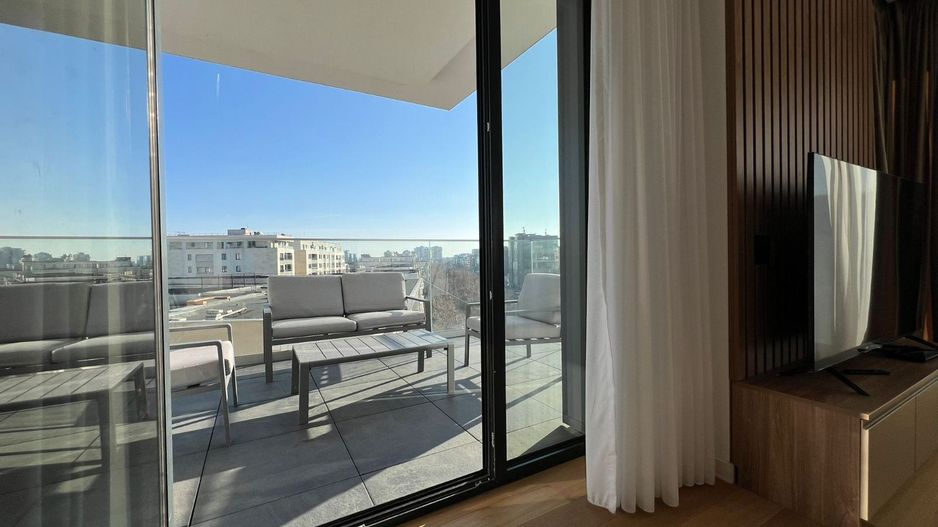 Apartament High End I 4 Camere în One Herăstrău Towers - Poză 3