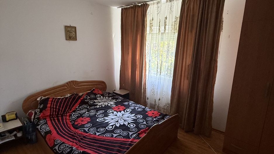 Ap 3 camere 60 mp + curte 18 mp și loc de parcare - Poză 7