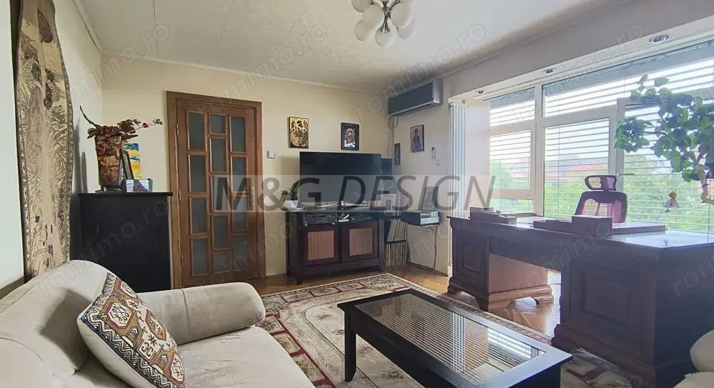 3 camere Circumvalatiunii decomandat centrala proprie - Poză 1