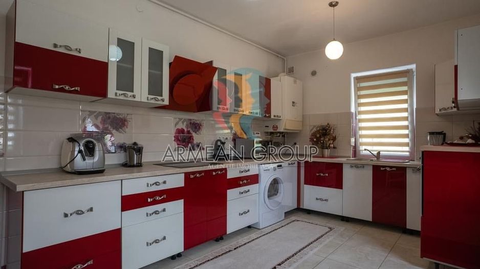 Casa mare de 5 camere - Poză 7