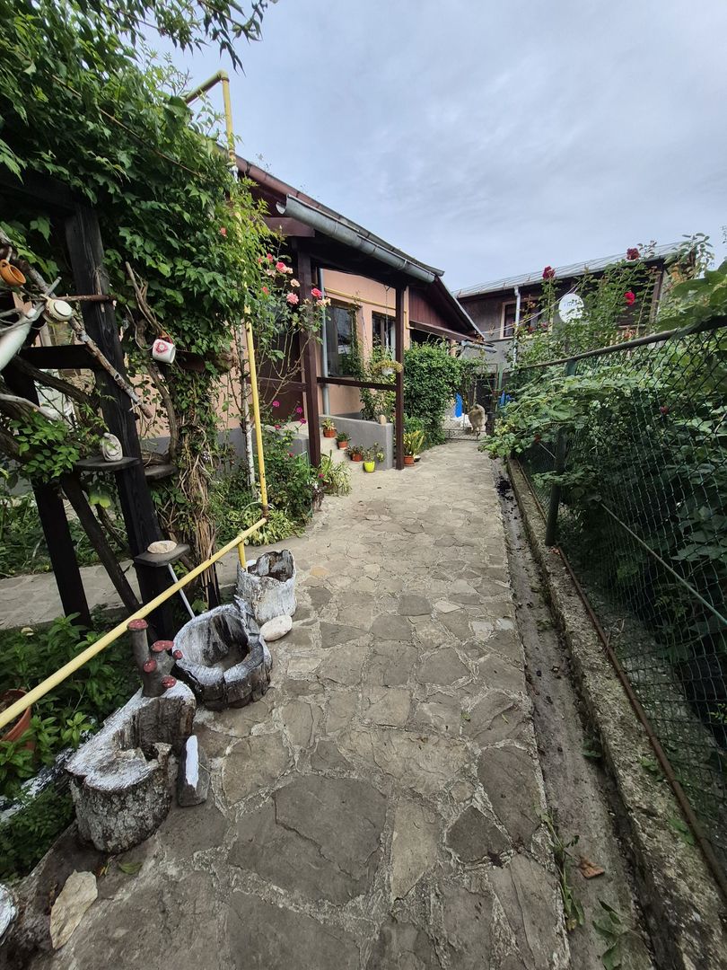 Vila 4 camere + teren 818 mp central Provita de Sus (lângă școală) - Poză 41