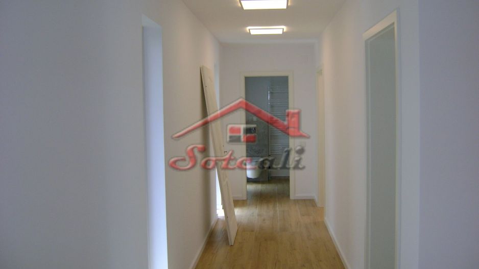 Casă Premium Parter Campina - Poză 10