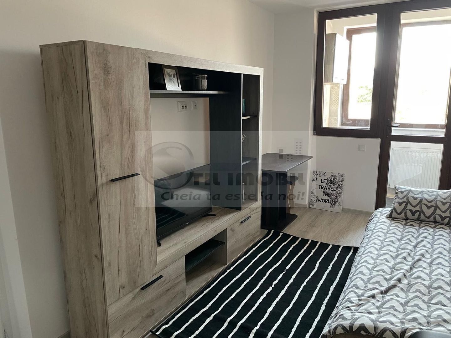 Garsonieră de închiriat – zonă centrală, aproape de Palas Mall - Poză 1