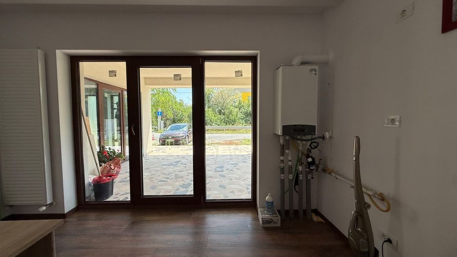 Spațiu comercial / birouri la parter | 135 mp | Odăi - Poză 9