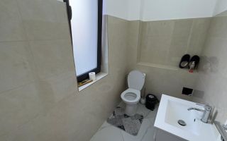 CASA SOS. CERNICA - MOBILATA, INCALZIRE IN PARDOSEALA, COMISION 0% - Poză 11