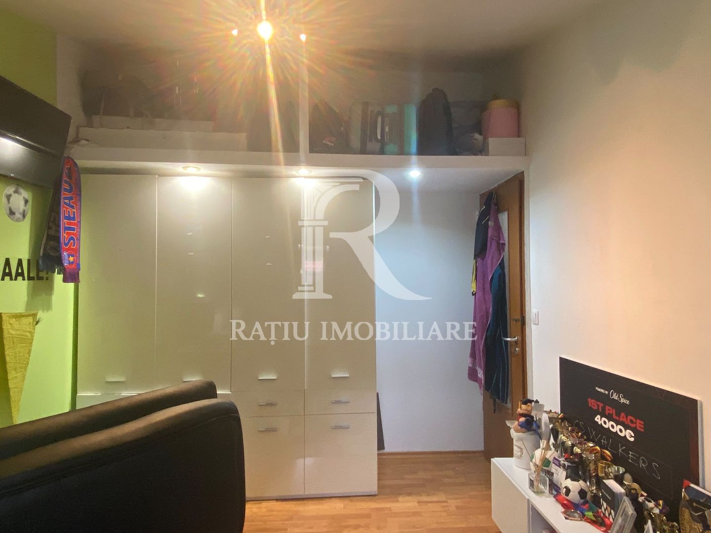 Casa de vânzare cu 3 camere | Tudor Vladimirescu |  Oradea - Poză 11